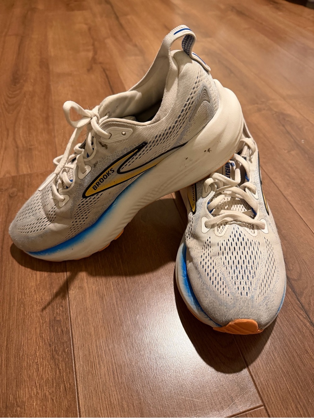 Brooks Cream Running Shoes with Blue & Orange Accents